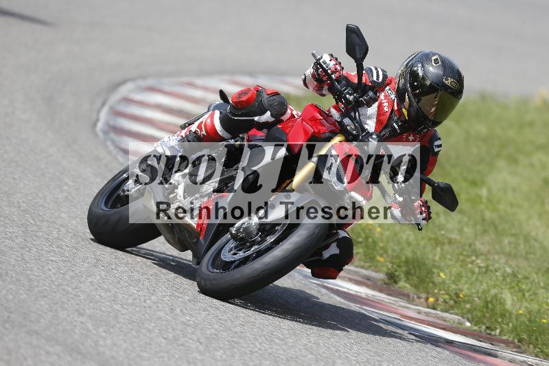 /27 12.06.2025 Ducati Schweiz Trackday Warmup  ADR/blau-bleu/ohne